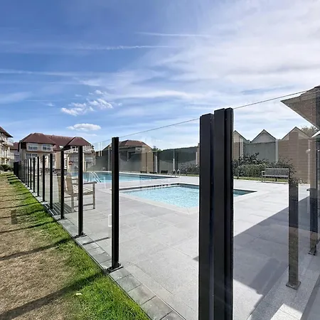 Apartmán Garden Q17 - 203 With Shared Pool By Interhome *