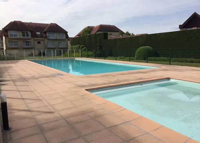 Апартаменты Garden Q17 - 203 With Shared Pool By Interhome